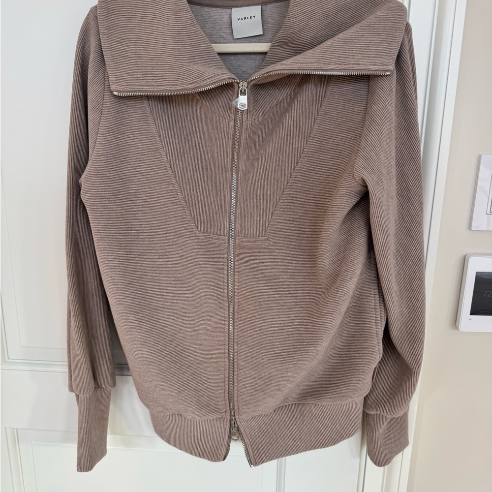 Varley sweatshirt - Picture 3 of 4